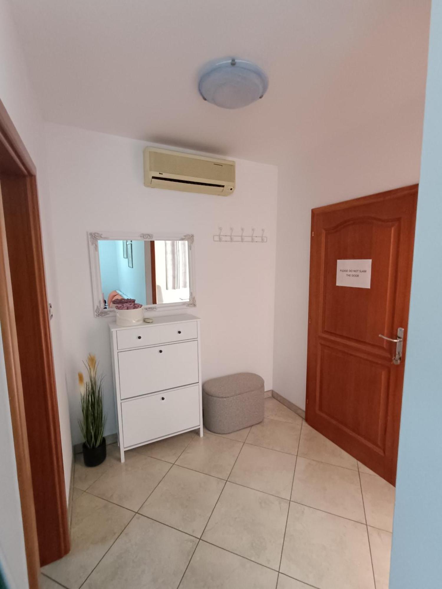 Apartments Kraljic I Baška Eksteriør billede