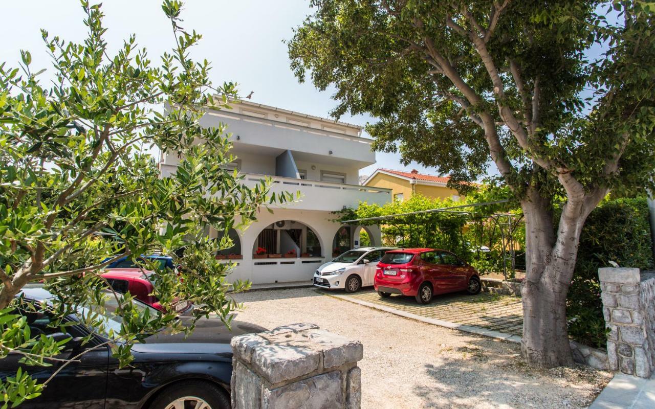 Apartments Kraljic I Baška Eksteriør billede