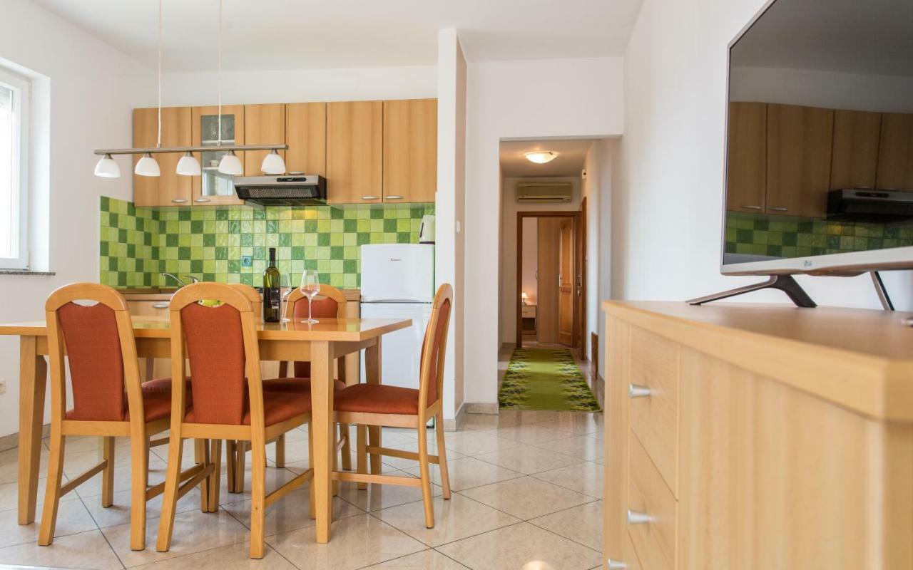 Apartments Kraljic I Baška Eksteriør billede