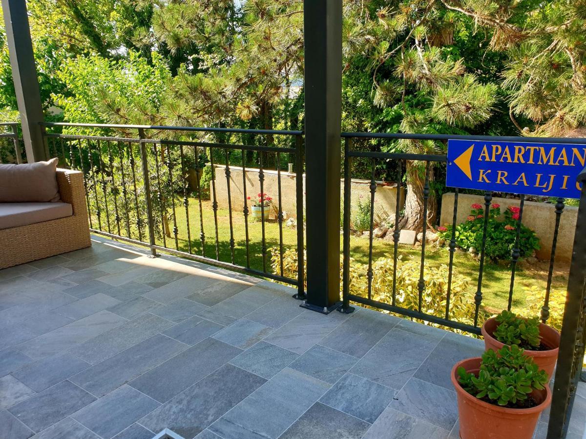 Apartments Kraljic I Baška Eksteriør billede